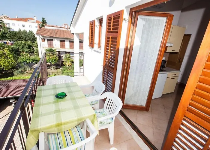 Apartments Hrvatin